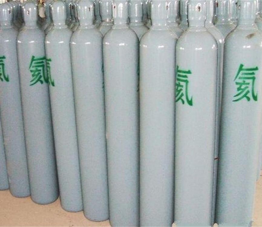 氦氣的性質(zhì)穩(wěn)定，穿透能力強(qiáng)，適合用來檢漏儀器！